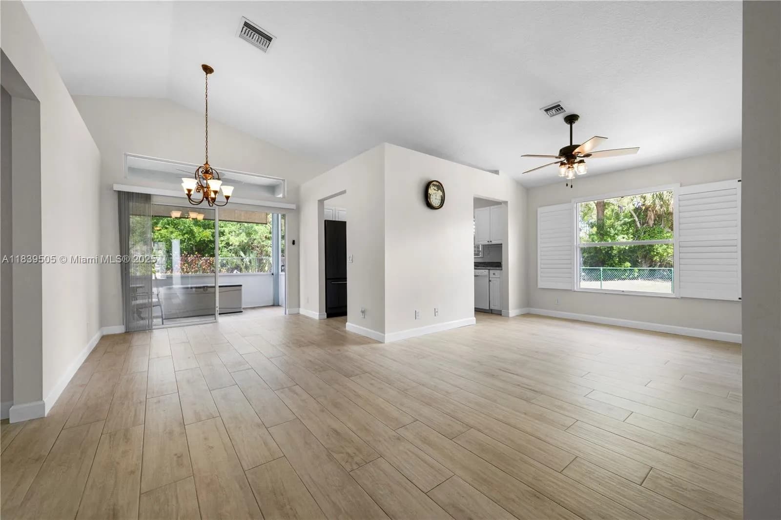 8904 SW Fishermans Wharf Drive, Stuart FL 34997