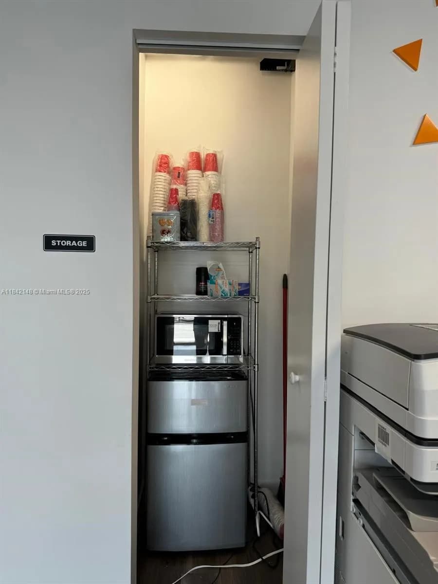 7265 NW 74th St # 12, Medley FL 33166