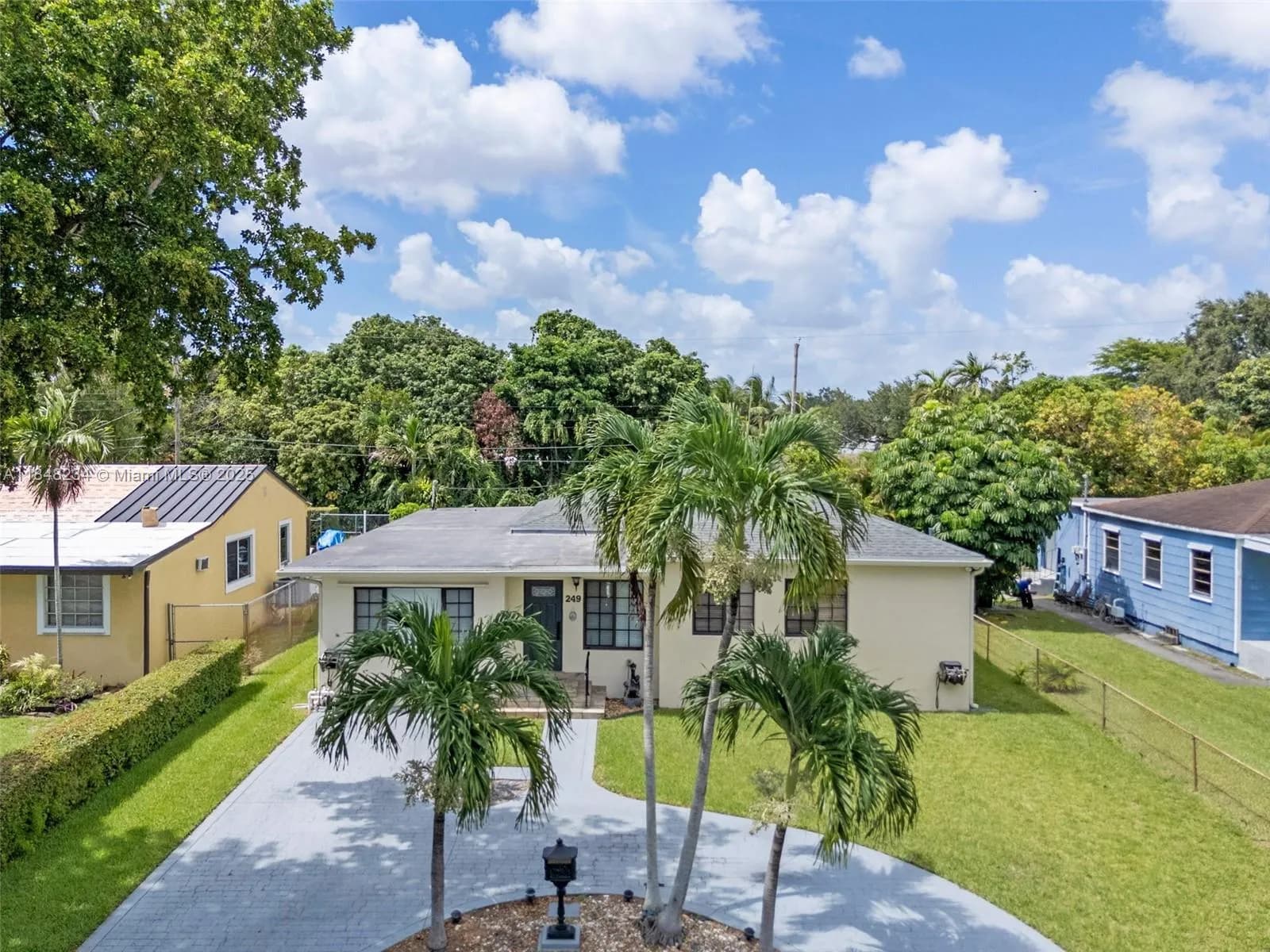 249 Carlisle Dr, Miami Springs FL 33166