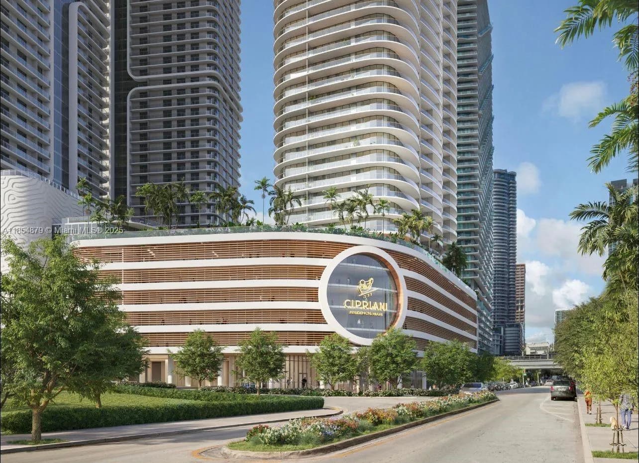 4 bedroom 4 bath for sale at 1420 S Miami Avenue # 7004, Miami FL 33130