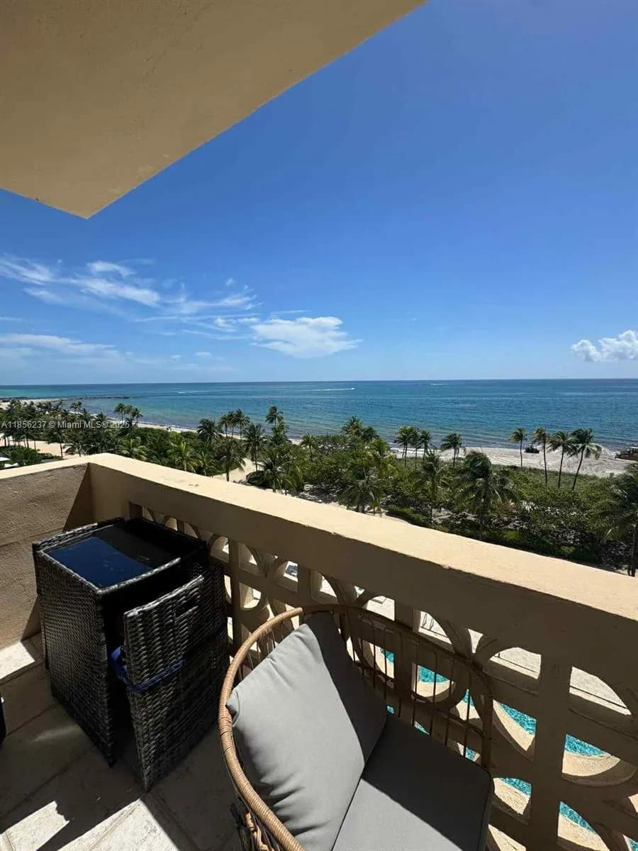 10185 Collins Ave # 818, Bal Harbour FL 33154