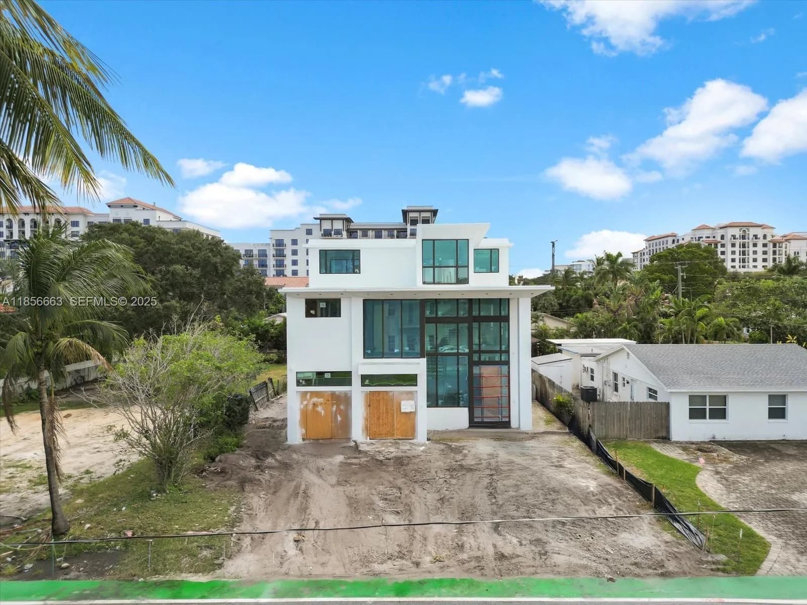 310 NE 2nd St, Boca Raton FL 33432