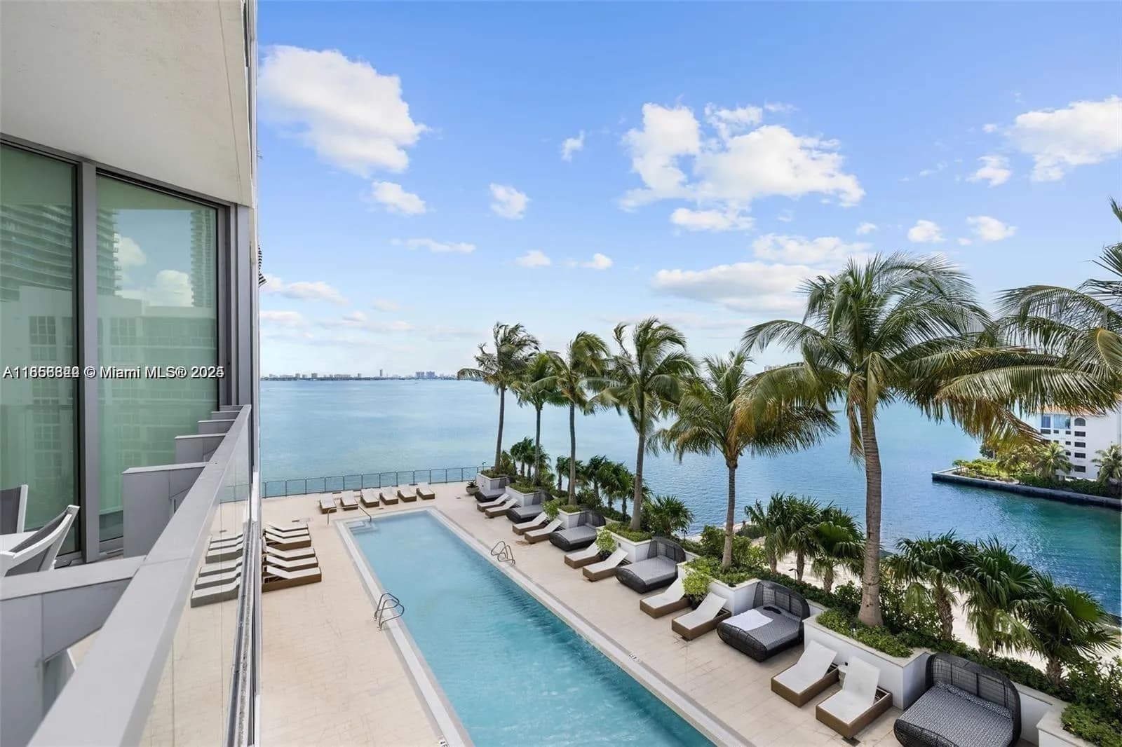 1 bedroom 2 bath for sale at 2900 NE 7th Ave # 809, Miami FL 33137