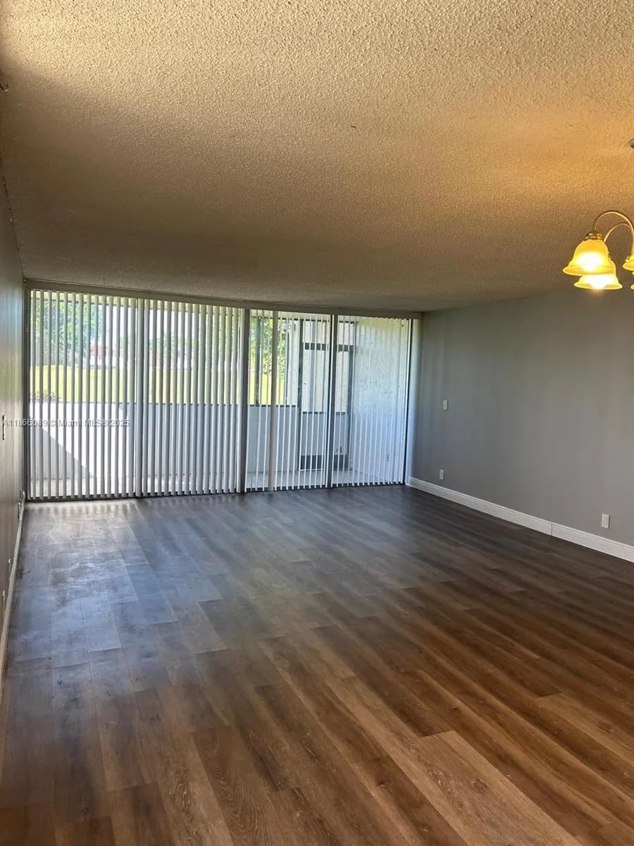 3671 Environ Blvd # 164, Lauderhill FL 33319