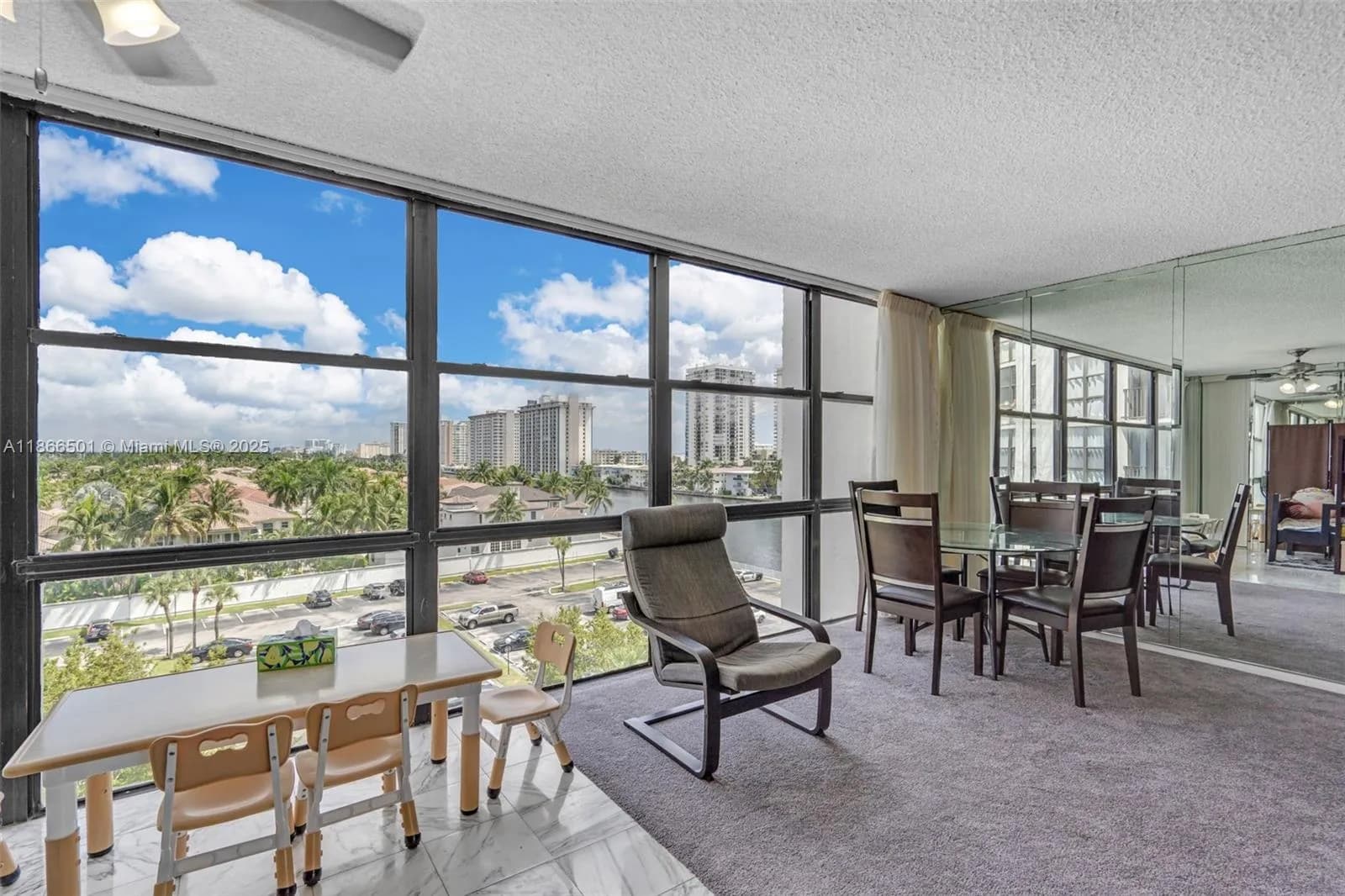 1000 Parkview Dr # 715, Hallandale Beach FL 33009