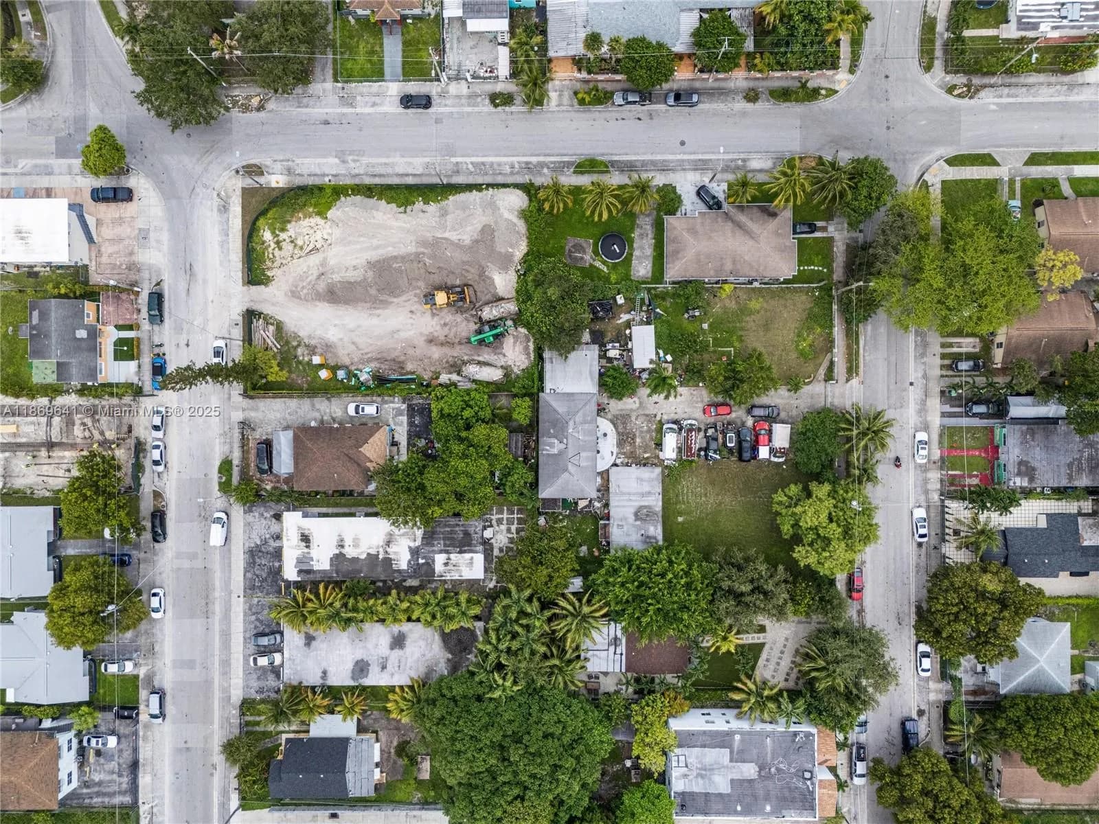 301 NW 34th St, Miami FL 33127