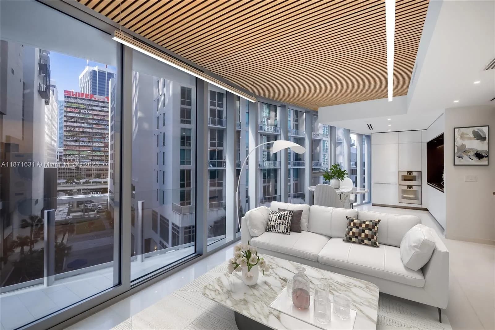 300 Biscayne Blvd Way # 506E, Miami FL 33131