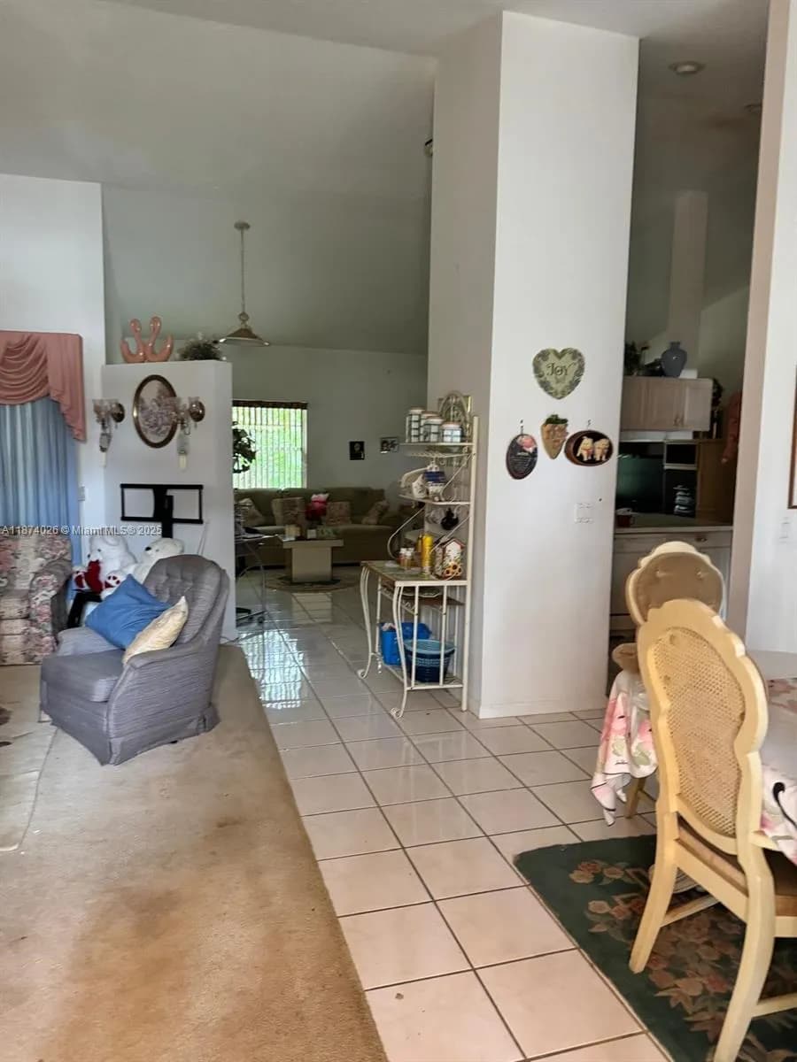 188 Gulfstream Cir, Royal Palm Beach FL 33411