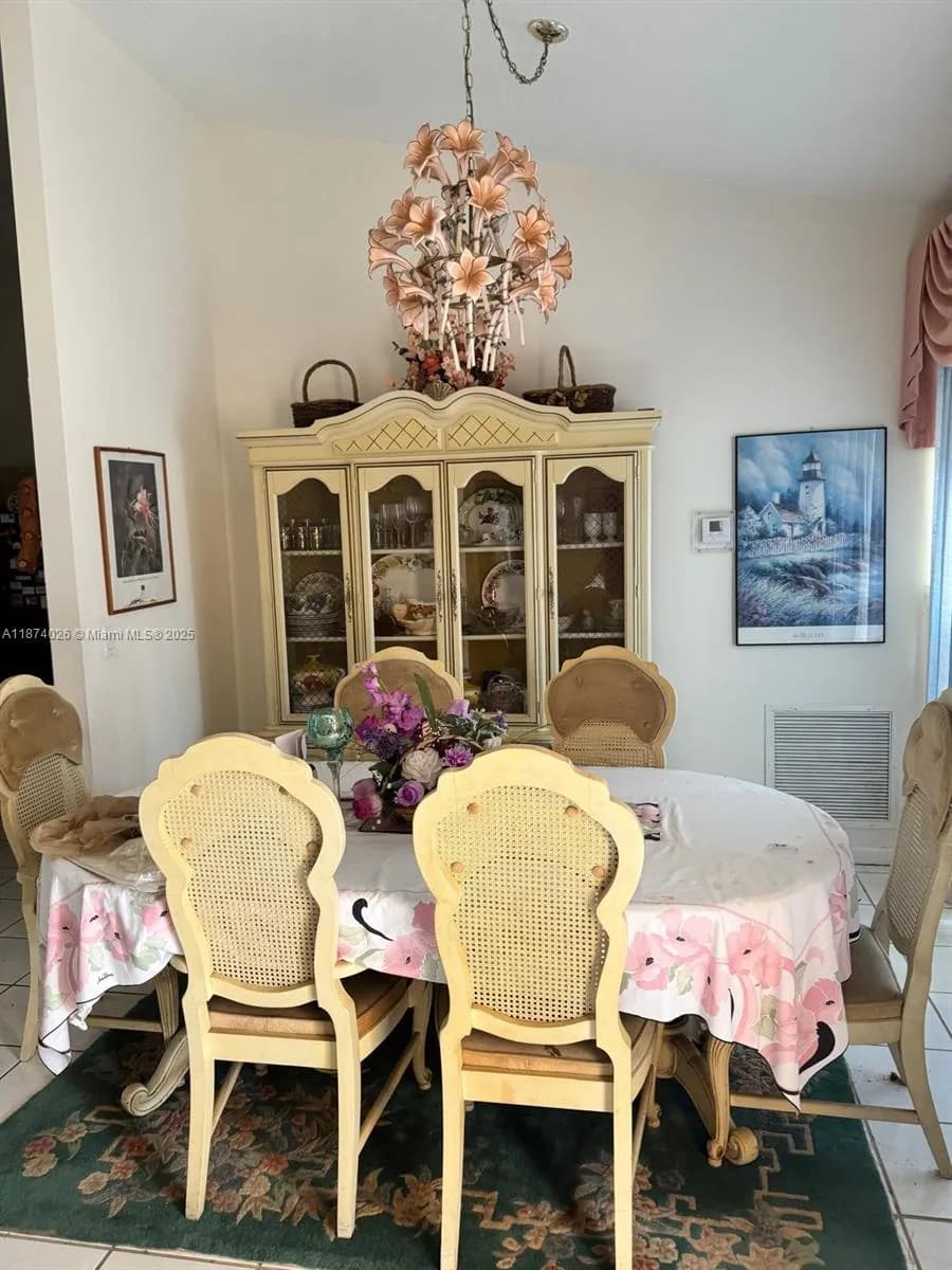 188 Gulfstream Cir, Royal Palm Beach FL 33411