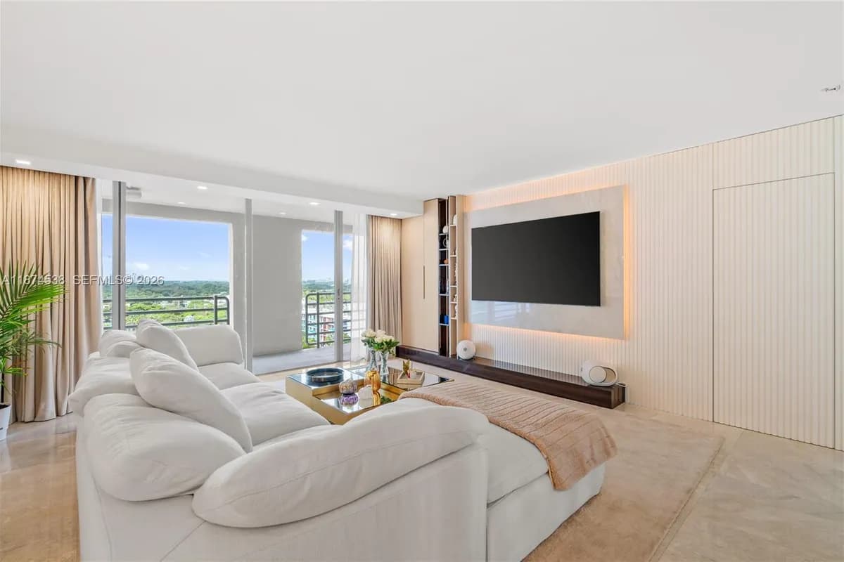 2025 Brickell Ave # 1705, Miami FL 33129