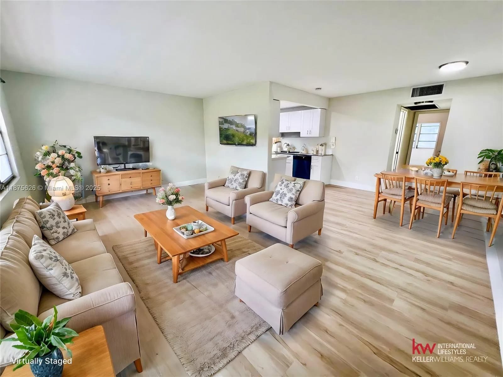 2002 Granada Dr # J3, Coconut Creek FL 33066