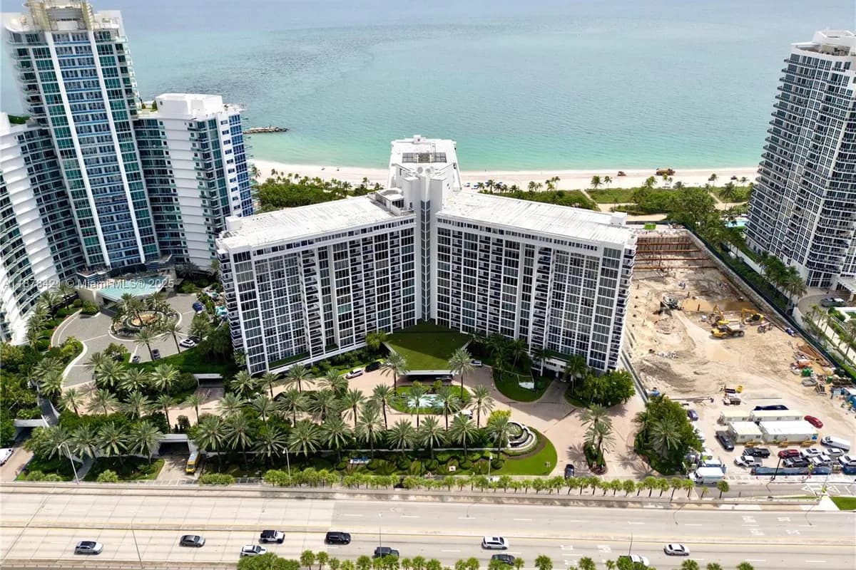 10275 Collins Ave # 323, Bal Harbour FL 33154