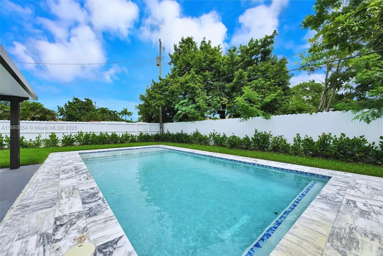 11011 NE 9th Ct, Biscayne Park FL 33161