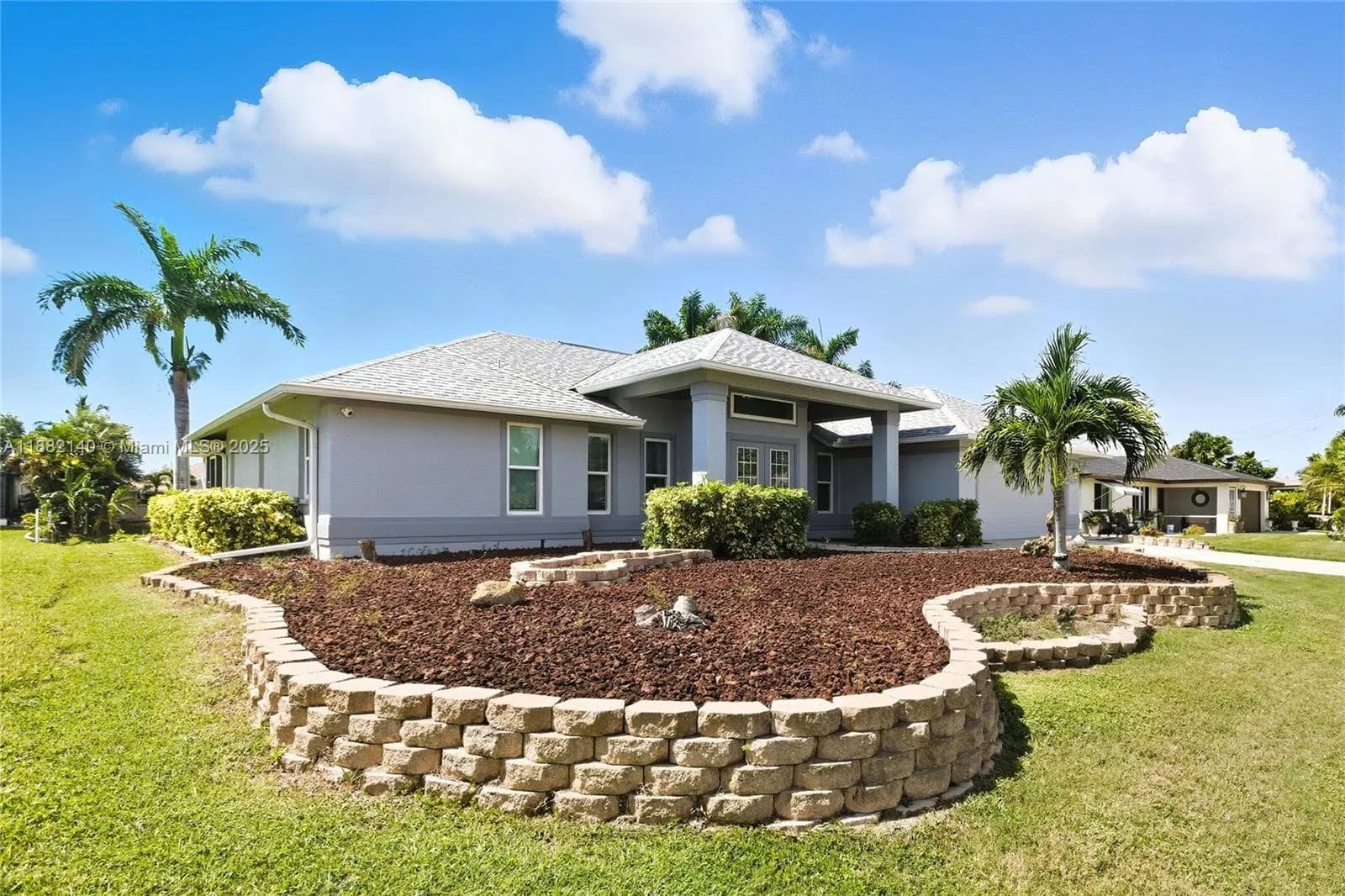 112 SW 34th LN, Cape Coral FL 33914