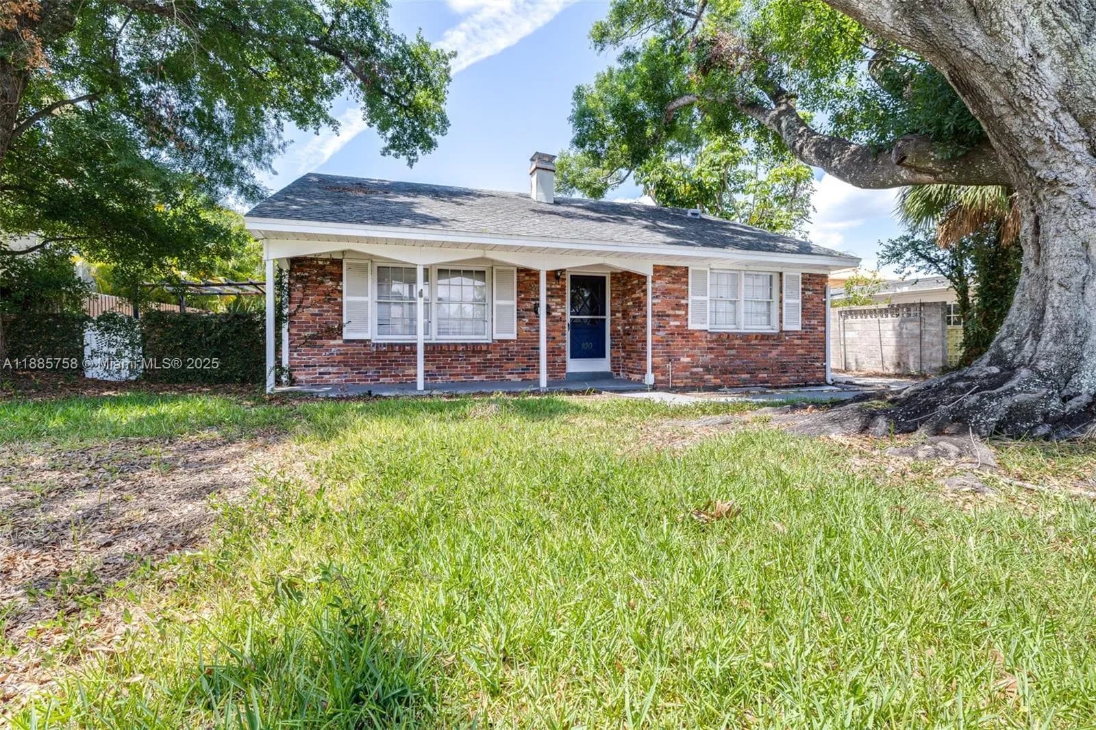 100 Huron Ave, Tampa FL 33606