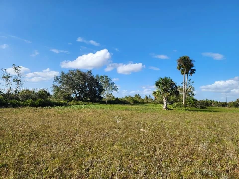 for sale at 18717 NW 258 st, Okeechobee FL 34972