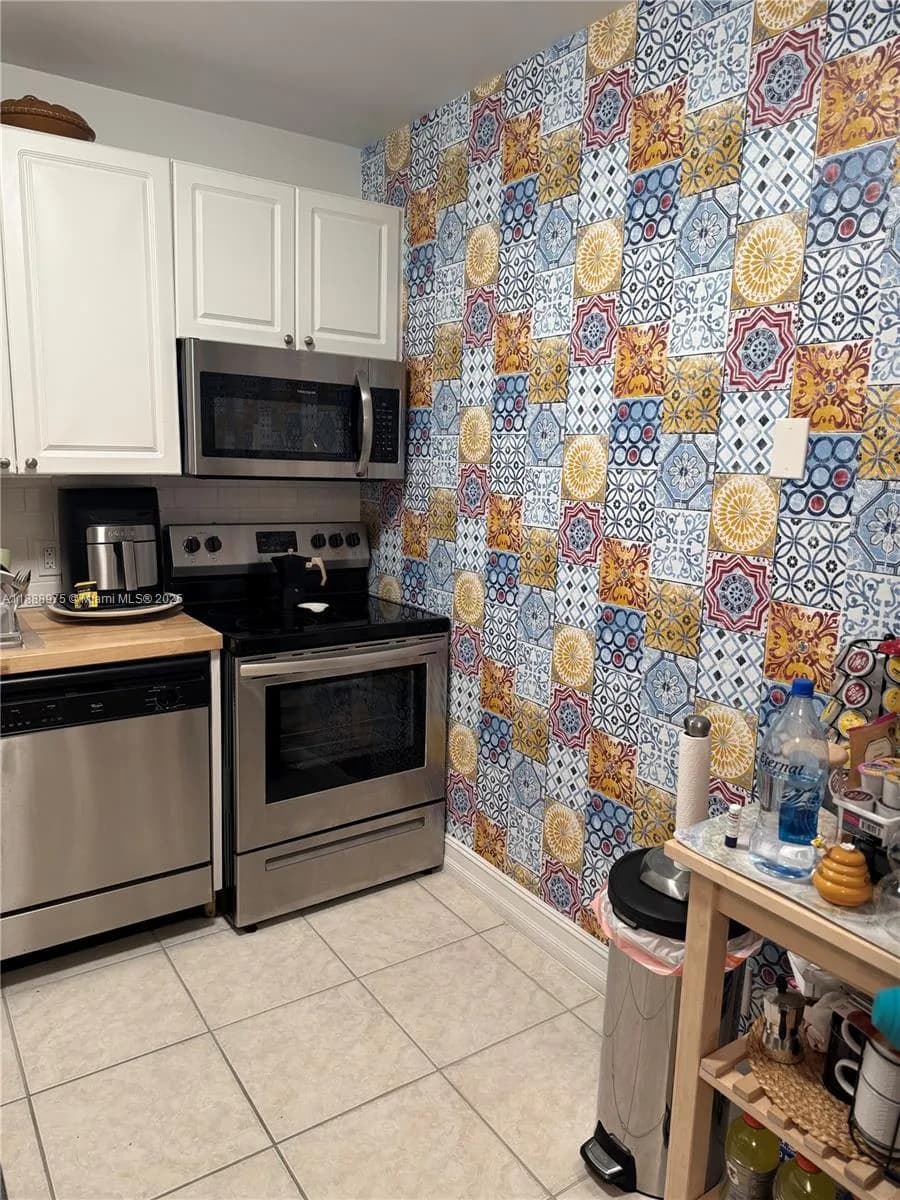 1455 N Treasure Dr # 3C, North Bay Village FL 33141