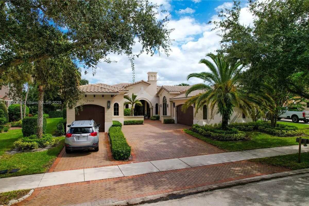 7120 Long Leaf Dr, Parkland FL 33076