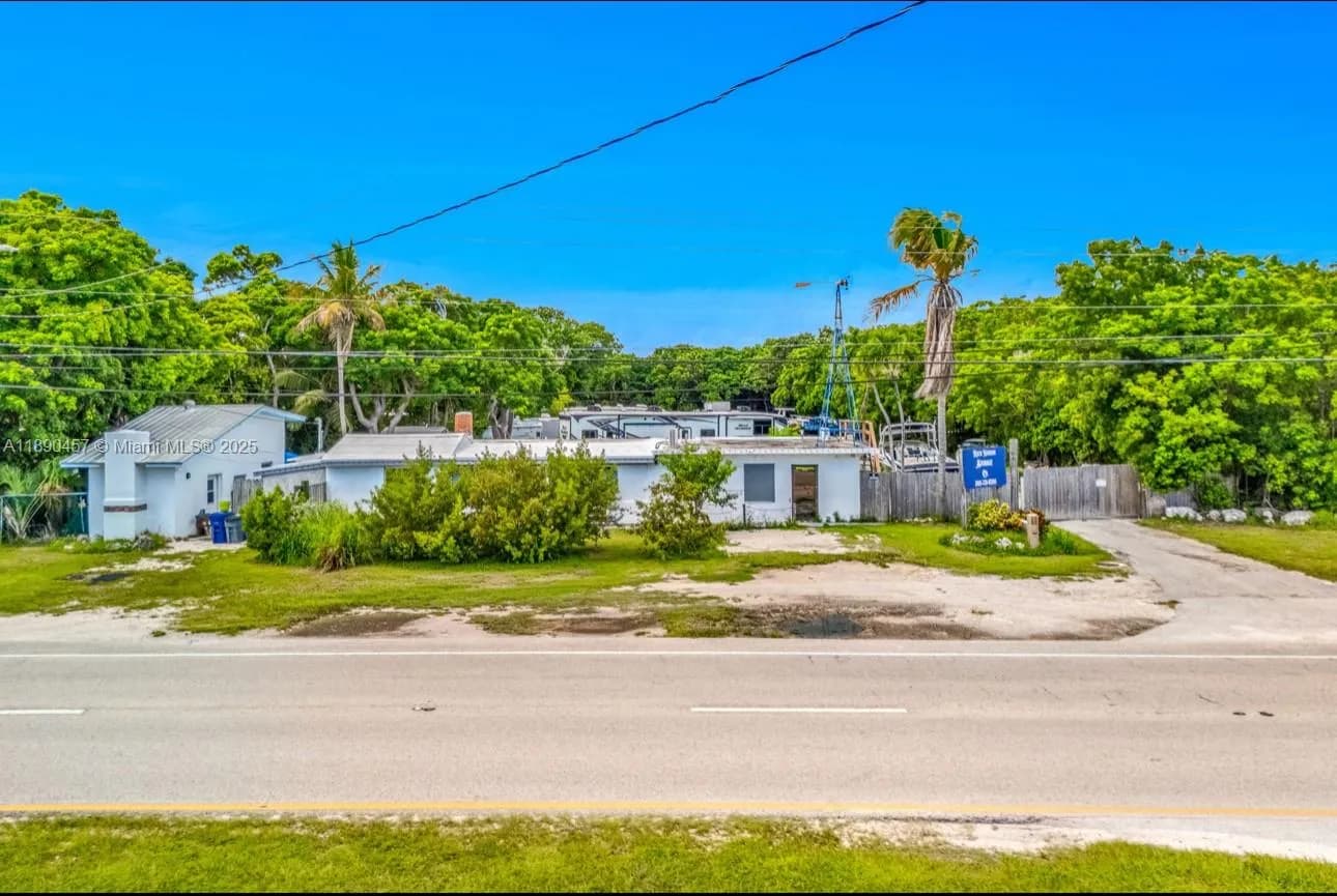 98468 Overseas Hwy, Key Largo FL 33037