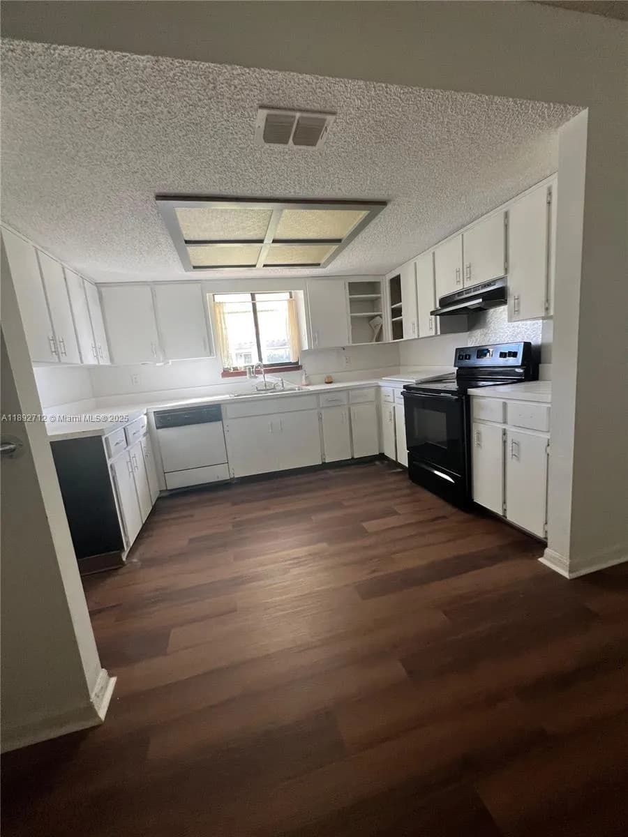 8935 SW 104th Place, Ocala FL 34481