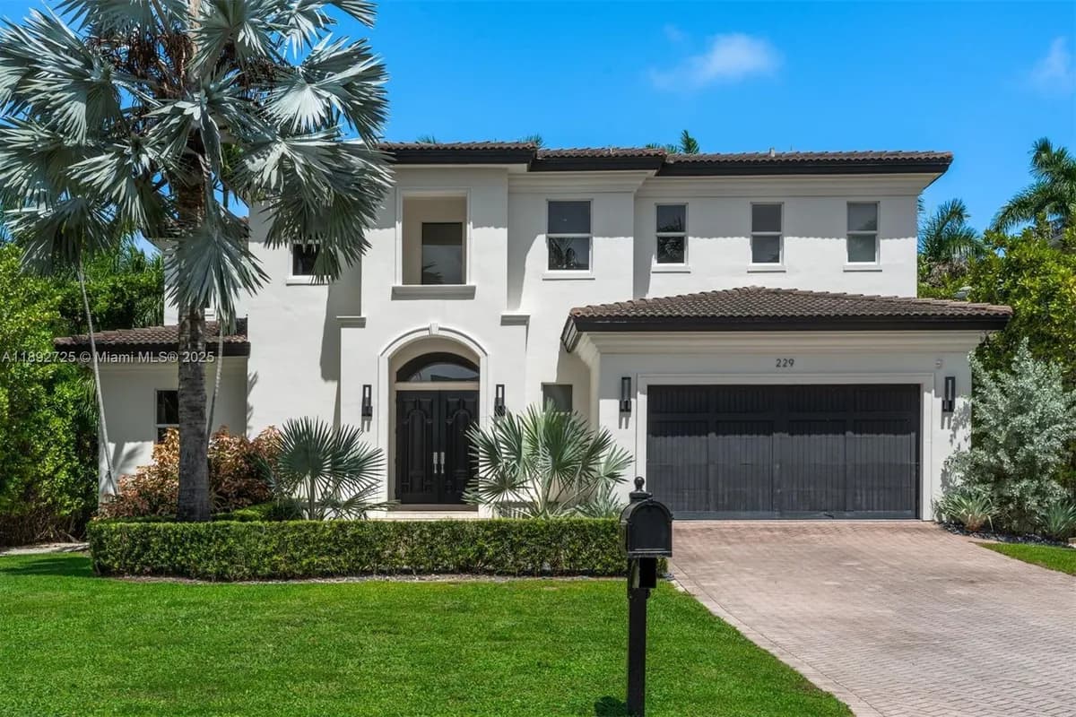 229 Golden Beach Dr, Golden Beach FL 33160