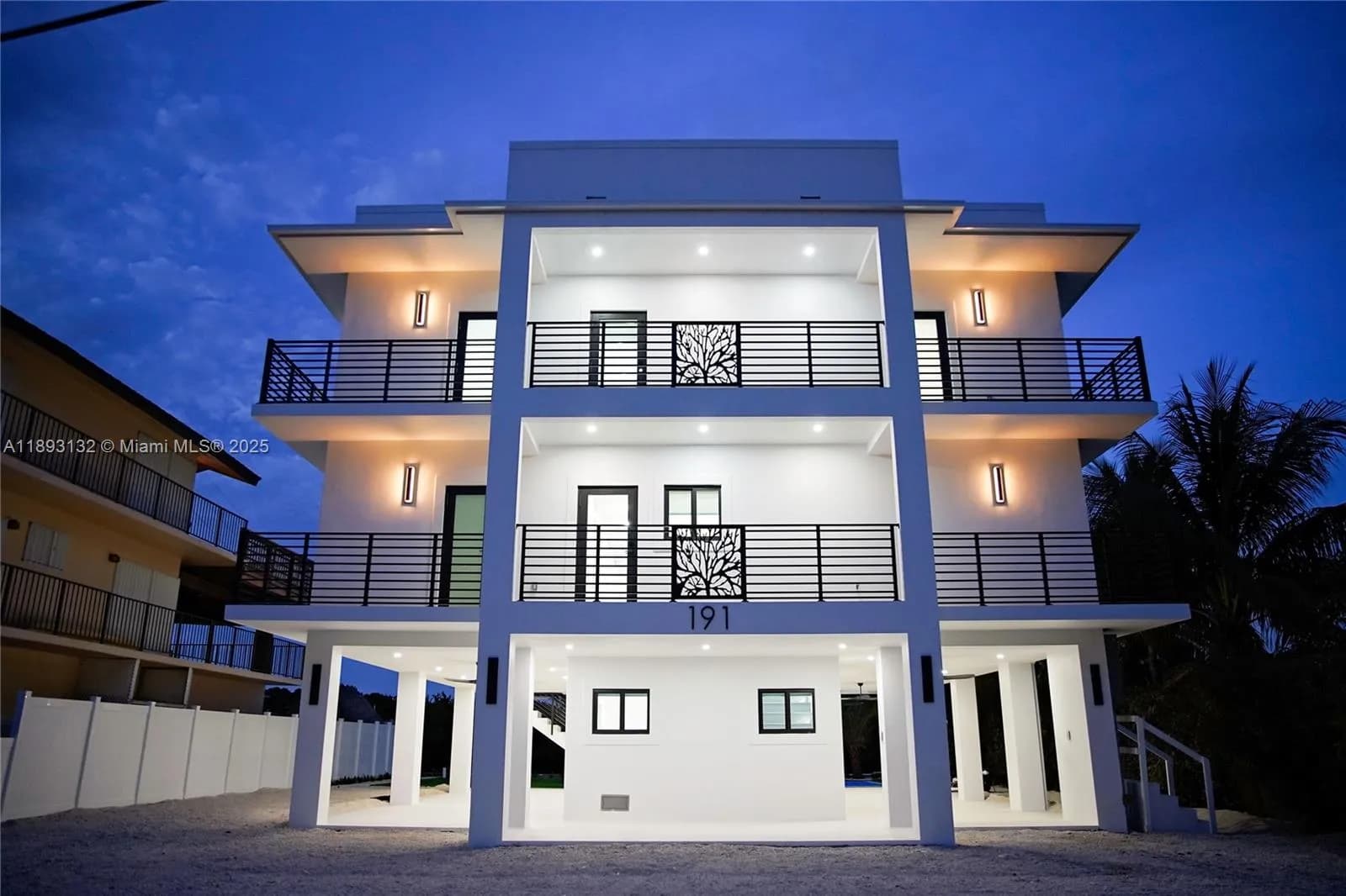 191 Fontaine Dr, Tavernier FL 33070