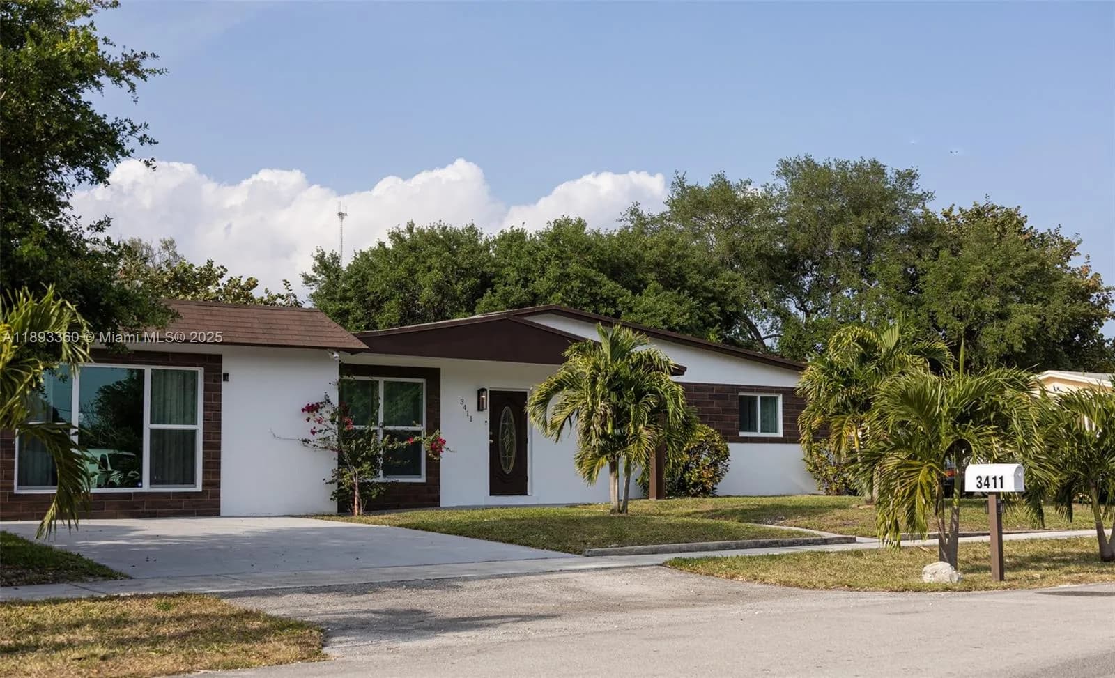 4 bedroom 2 bath for sale at 3411 SW 36th St, West Park FL 33023
