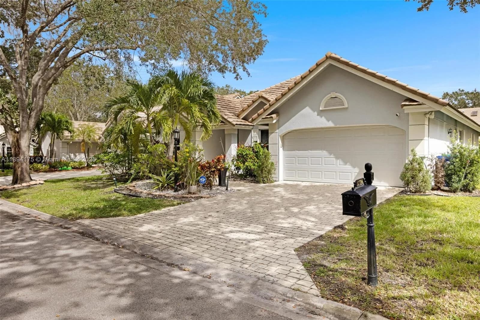 12714 NW 19th Mnr, Coral Springs FL 33071