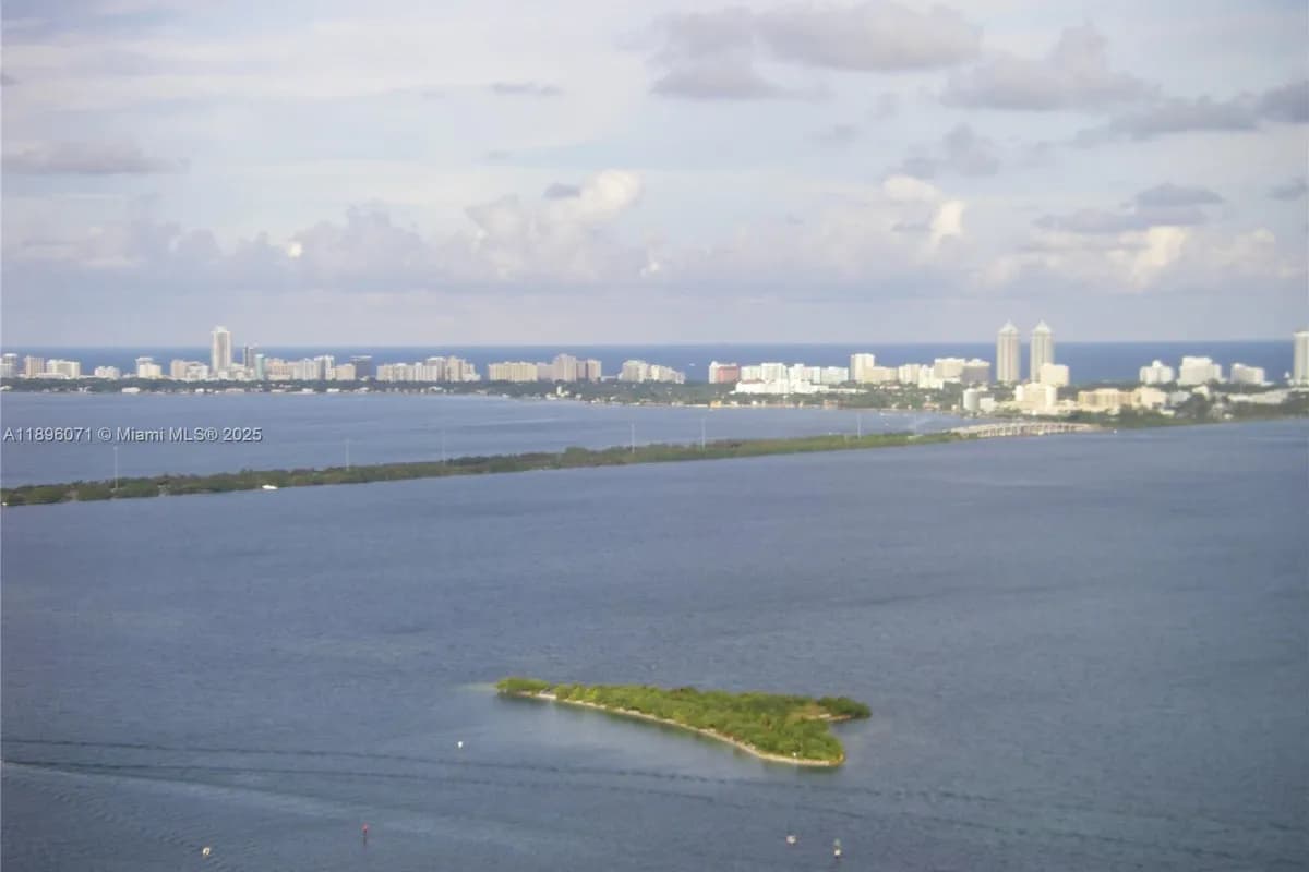 1750 N Bayshore Dr # 5307, Miami FL 33132