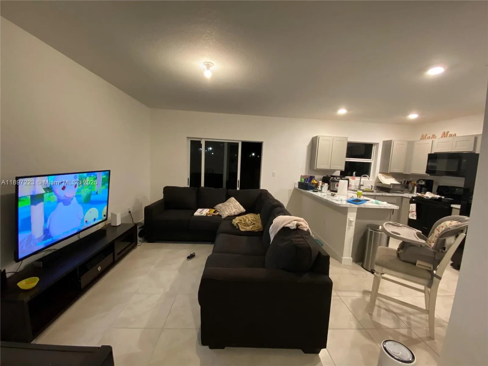 493 NE 5th Pl, Florida City FL 33034