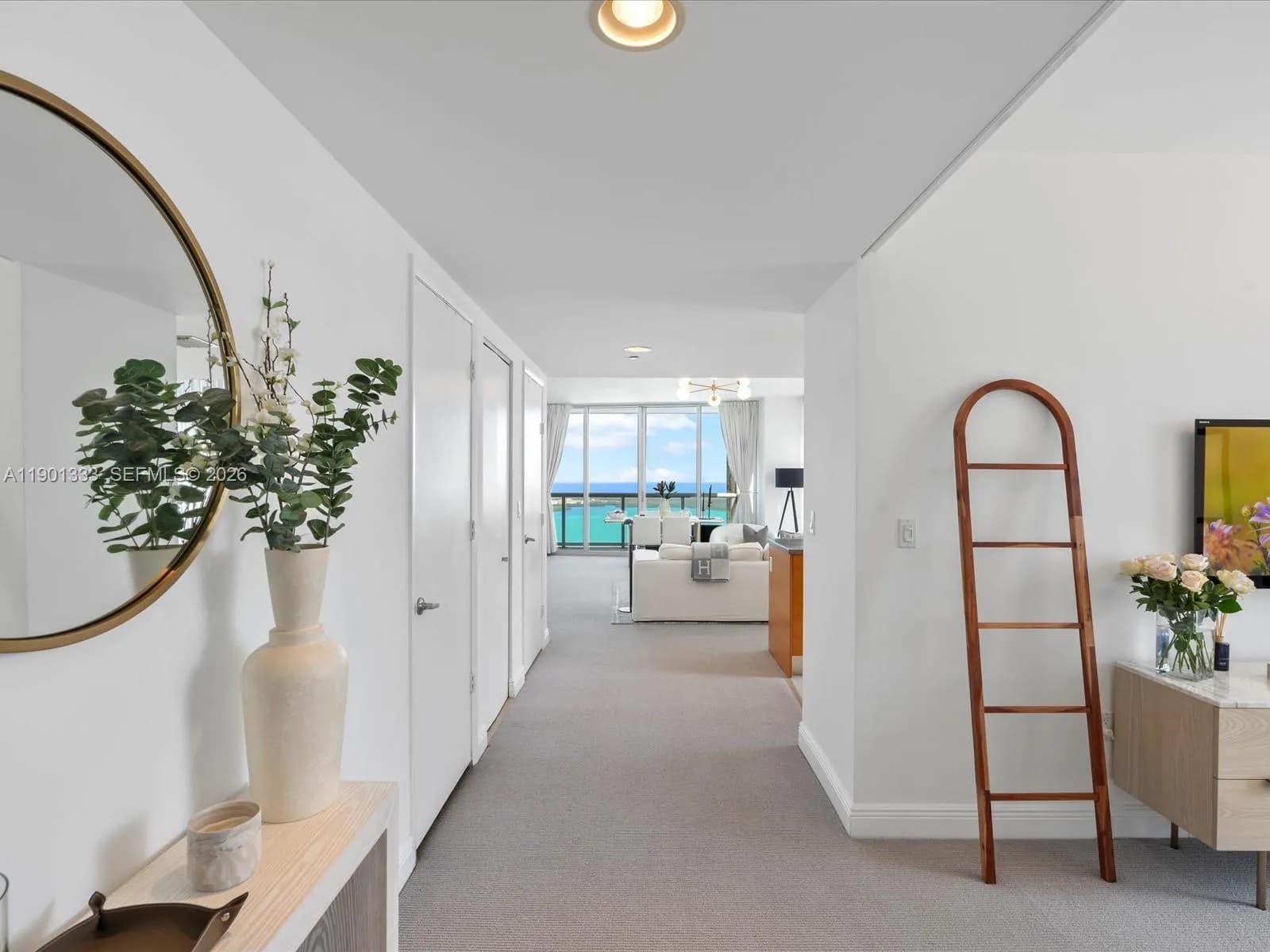 2 bedroom 1 bath for sale at 475 Brickell Ave # 5507, Miami FL 33131