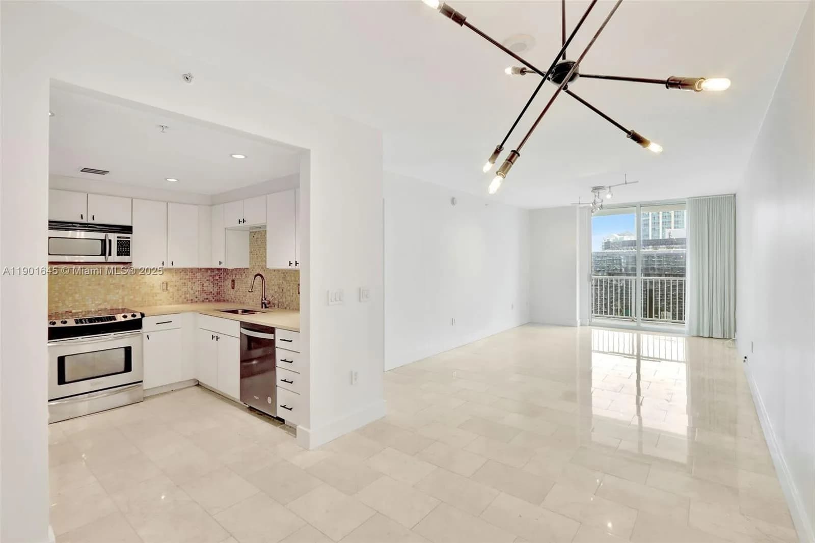 2 bedroom 2 bath for sale at 1250 S Miami Ave # 2206, Miami FL 33130