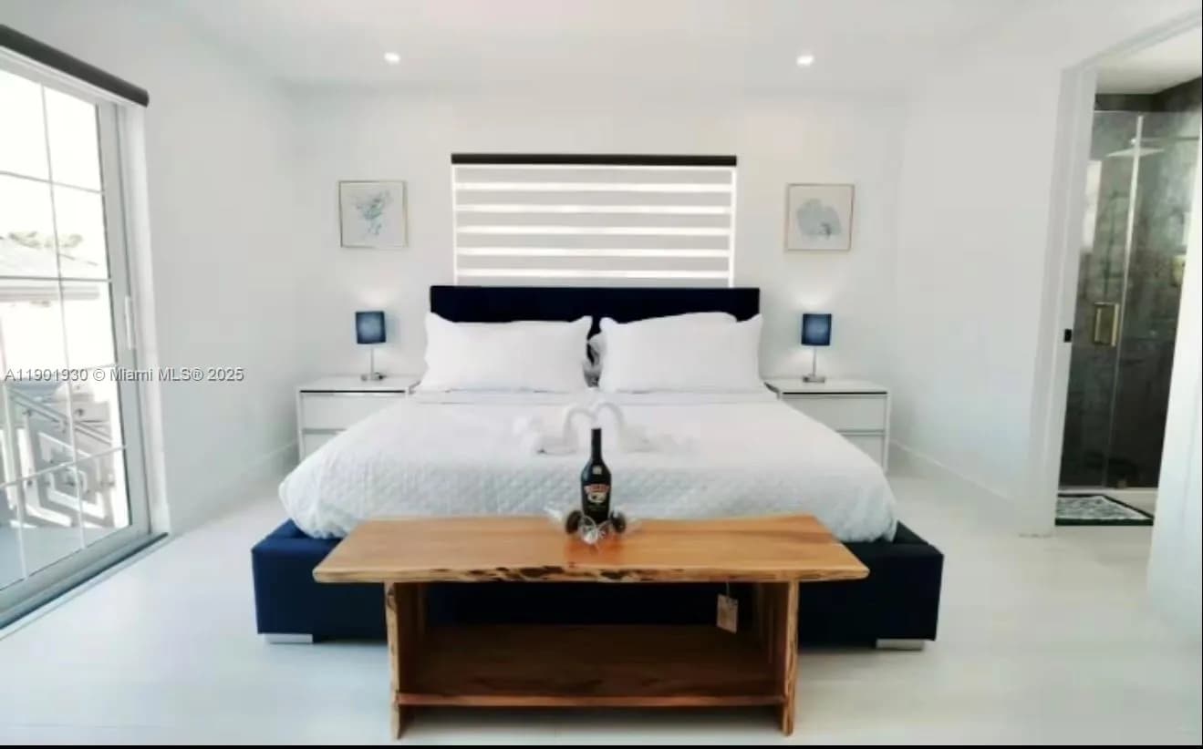 2133 Yellowtail Ave, Marathon FL 33050