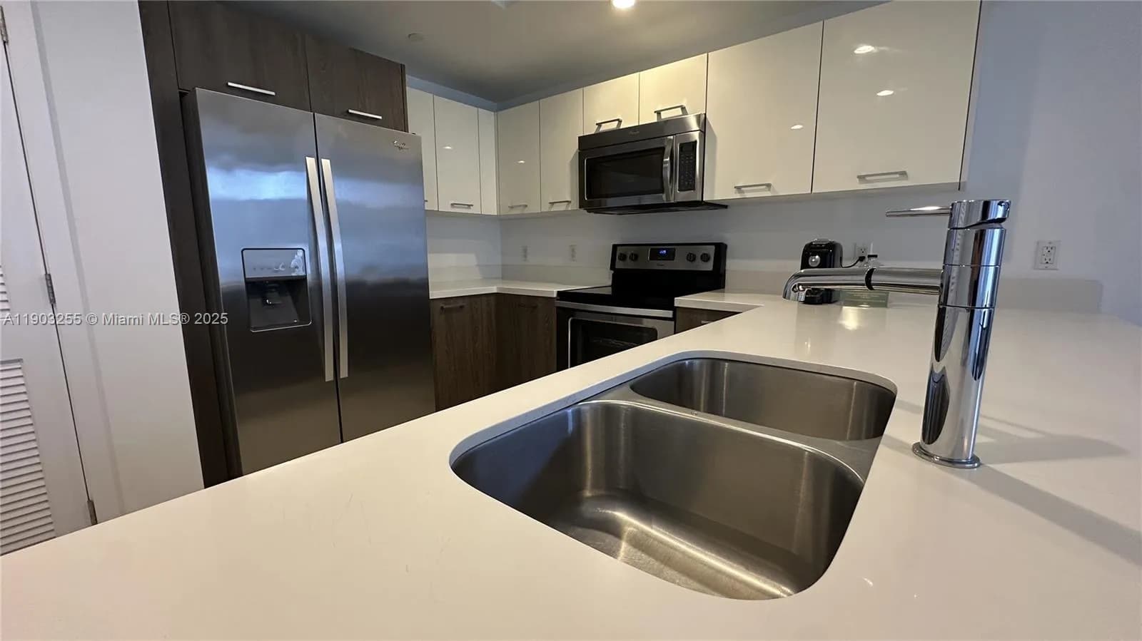 1120 98th St # 303, Bay Harbor Islands FL 33154