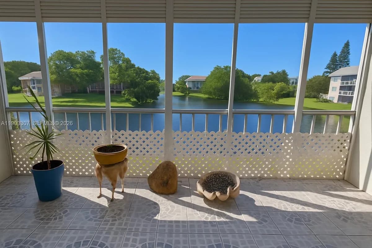 2850 Forest Hills Blvd # 204, Coral Springs FL 33065