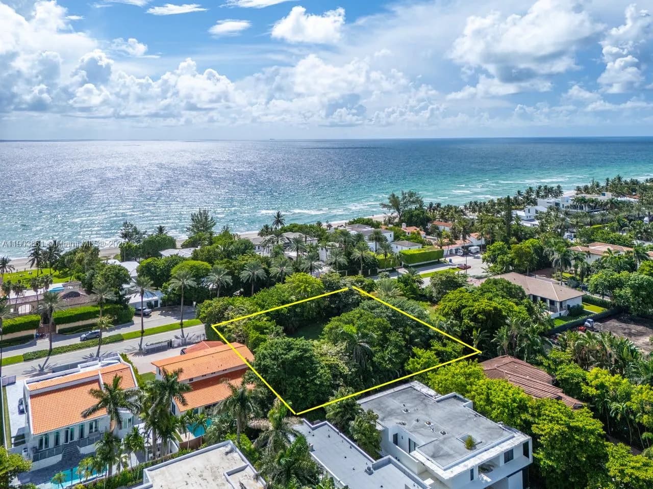 326 Ocean Blvd, Golden Beach FL 33160