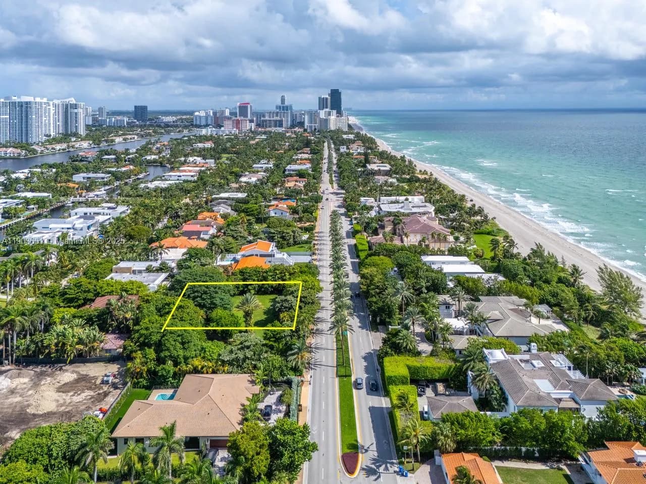 326 Ocean Blvd, Golden Beach FL 33160