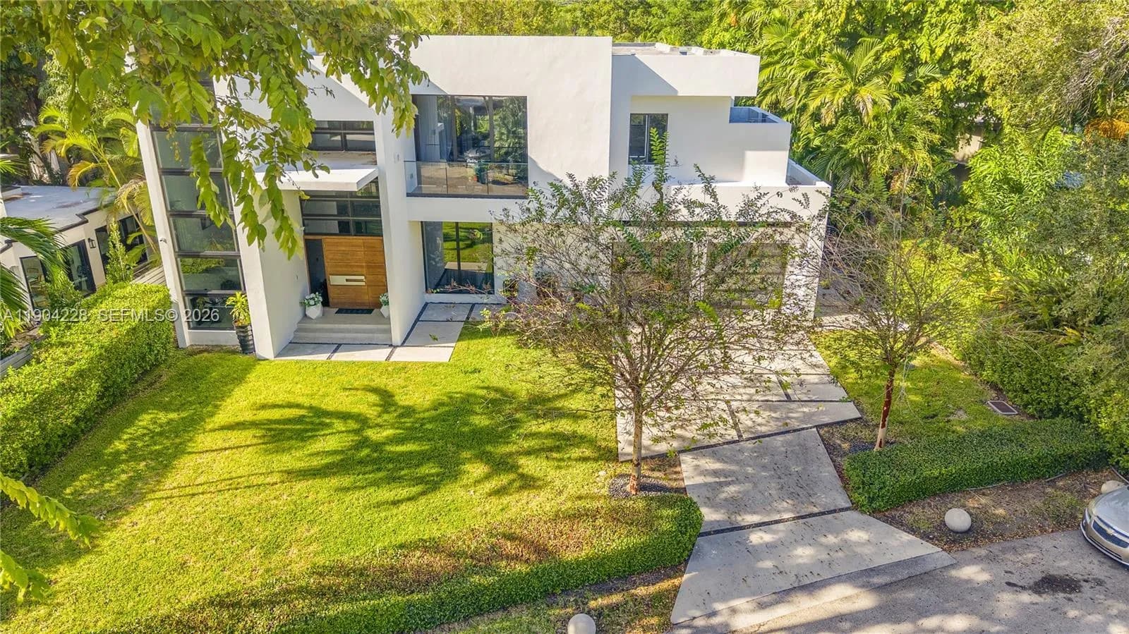 3764 Carmen Ct, Miami FL 33133