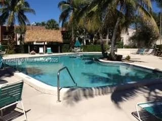 8281 SW 128th St # 107, Pinecrest FL 33156