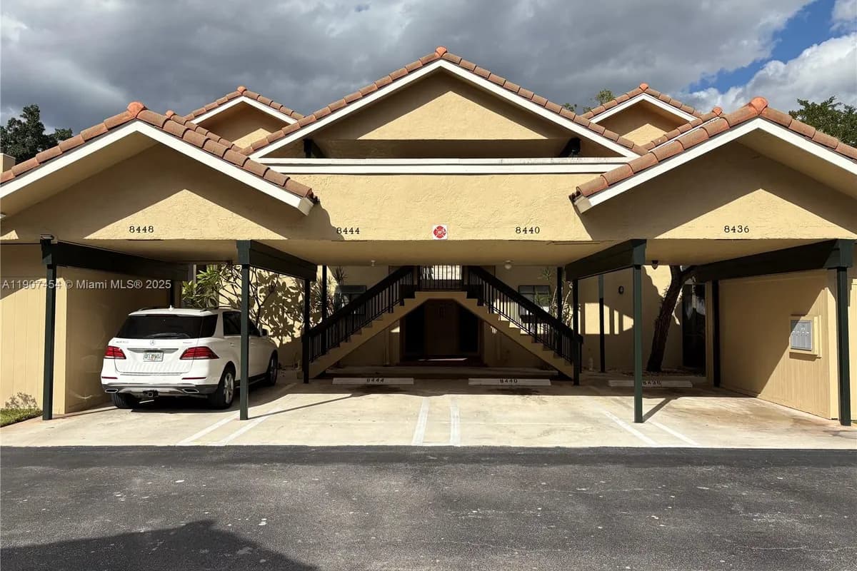 8444 Shadow Ct # 3, Coral Springs FL 33071