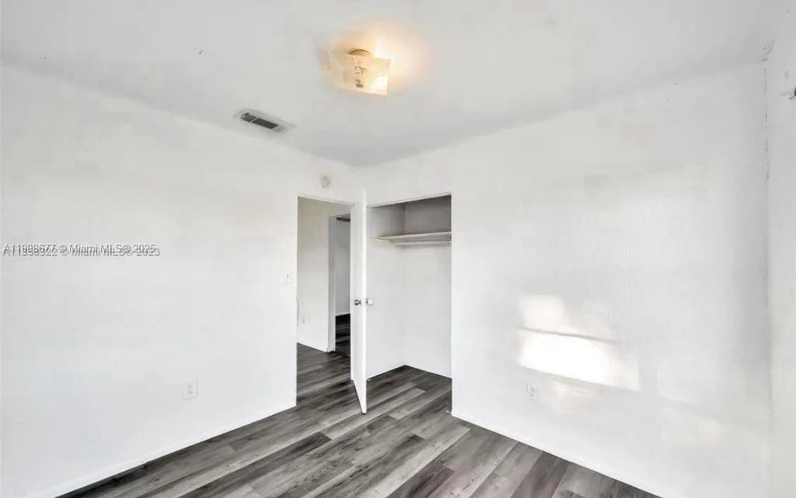 1001 N 16th Ct, Fort Pierce FL 34950