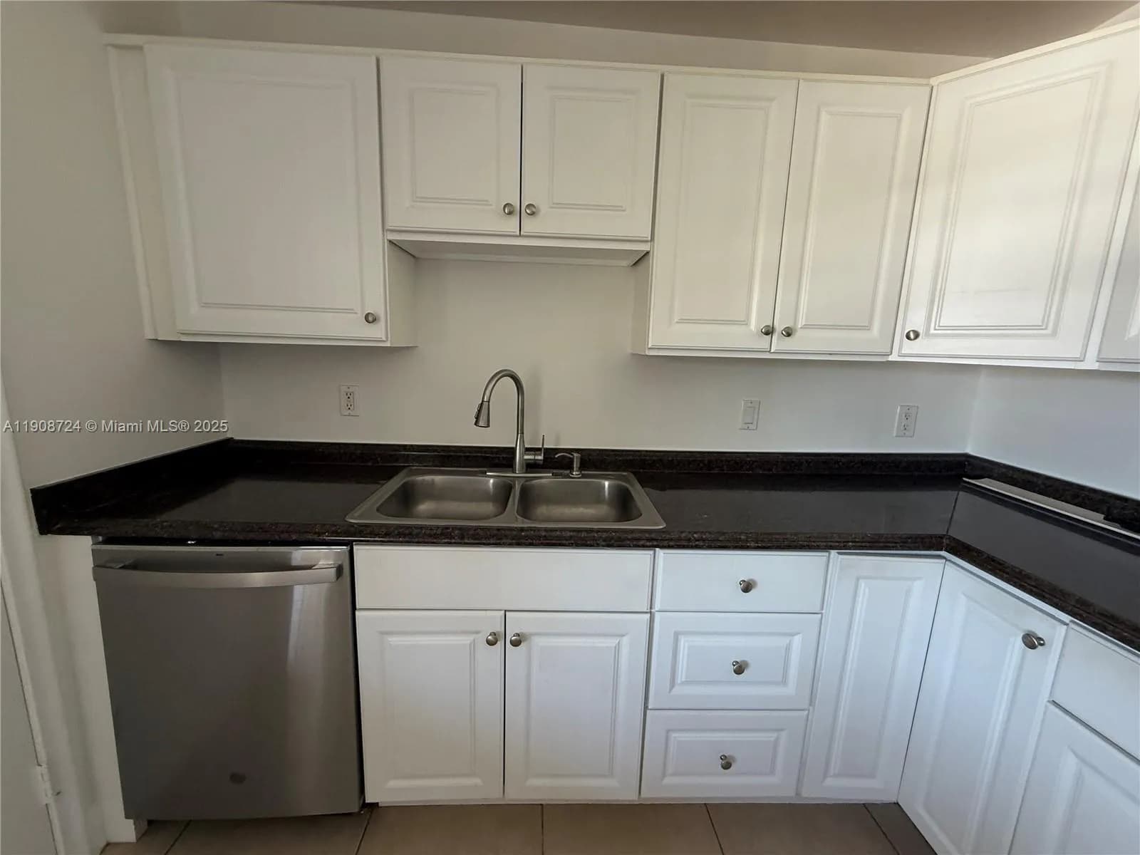 8900 W Sample Road # 204, Coral Springs FL 33065