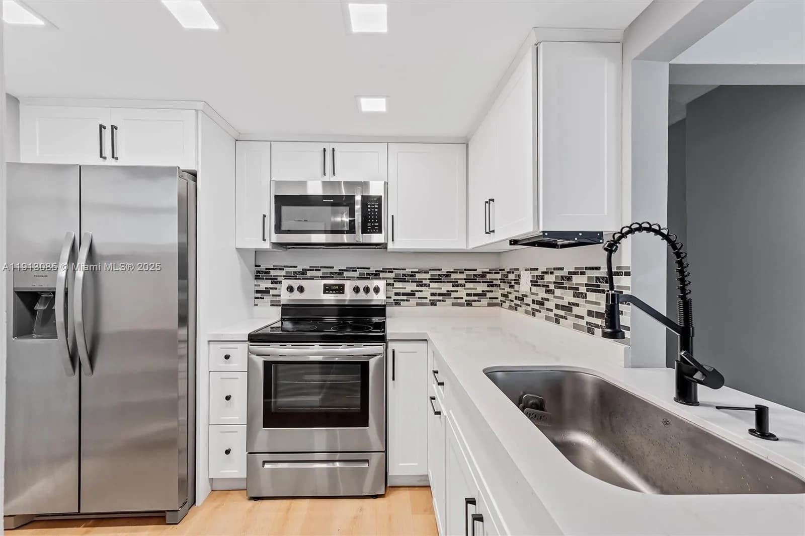 8617 SW 68th Ct # 2, Pinecrest FL 33156