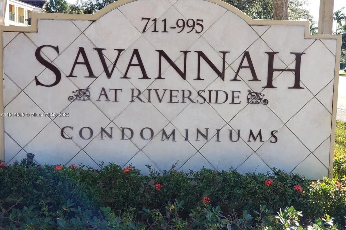 949 Riverside Dr # 427, Coral Springs FL 33071