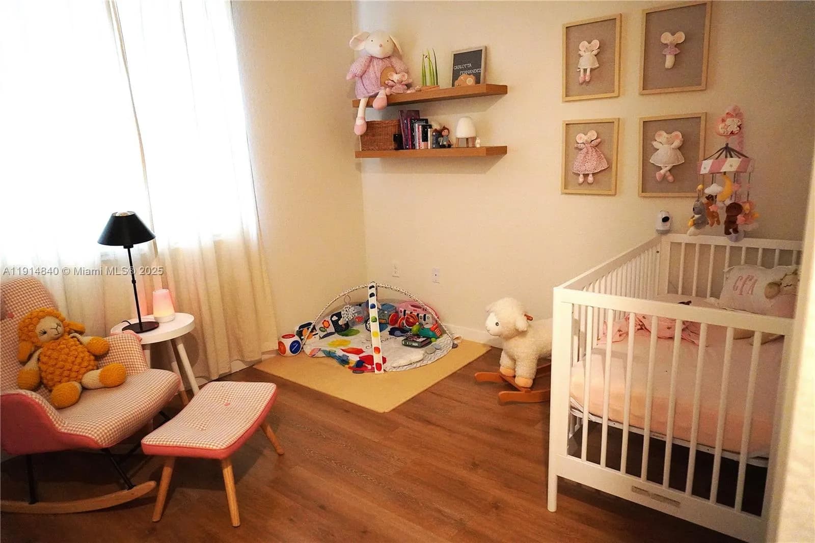 476 NE 4th St, Florida City FL 33034