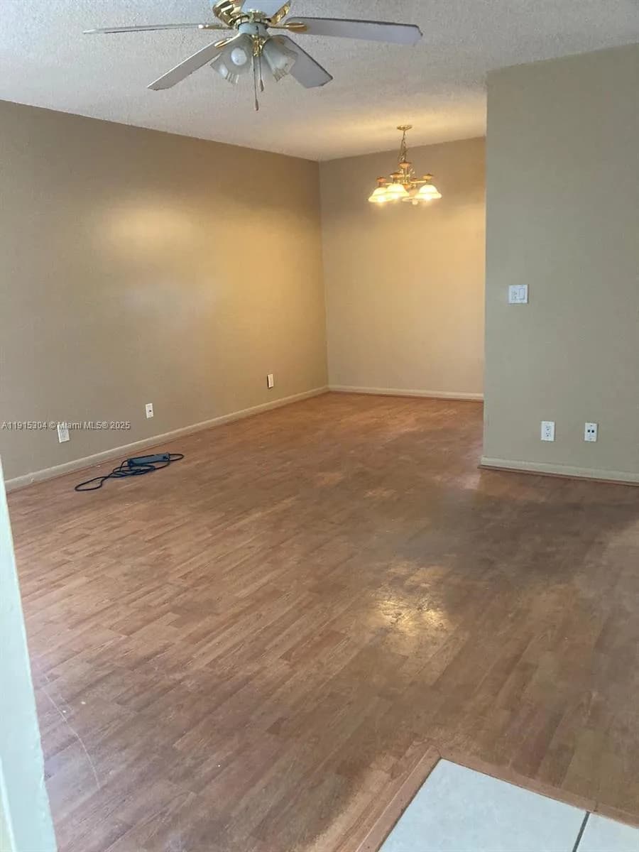3045 NW 118th Dr # F, Coral Springs FL 33065