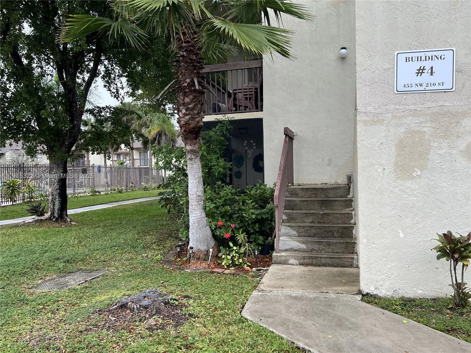 455 NW 210th St # 205, Miami Gardens FL 33169