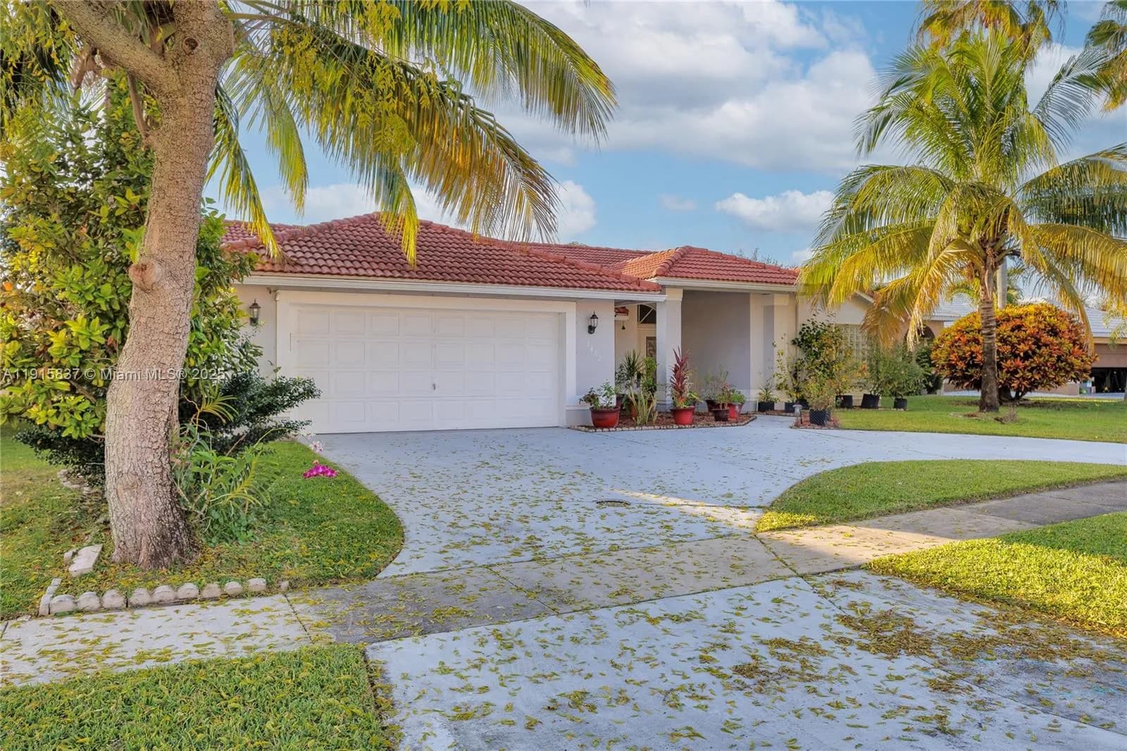 3462 Harness Cir, Wellington FL 33449