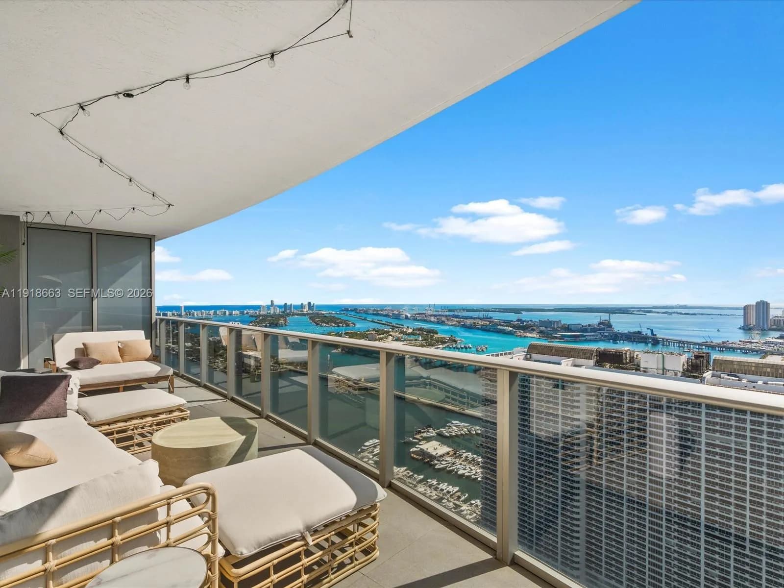 3 bedroom 3 bath for sale at 488 NE 18th St # 4610, Miami FL 33132