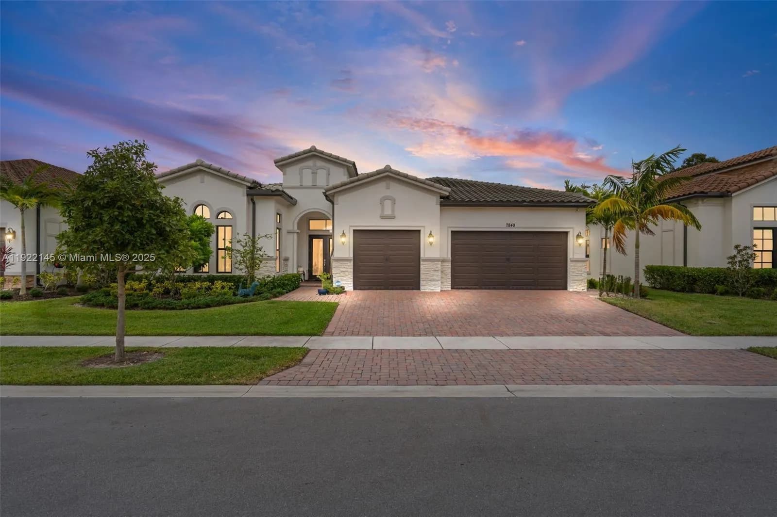3 bedroom 3 bath for sale at 7849 Liberty Way, Parkland FL 33067